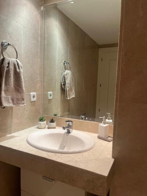Lejlighed Walking Distance To Puerto Banus Sea View