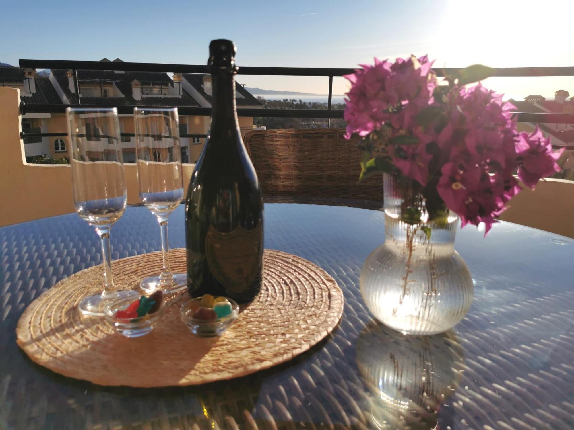Lejlighed Walking Distance To Puerto Banus Sea View